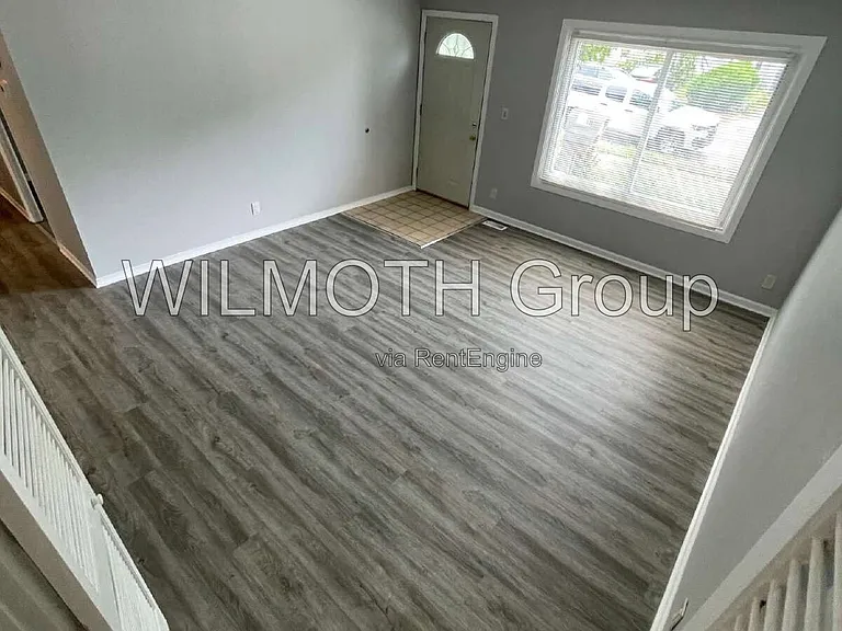 7848 Souter Dr — Photo 4