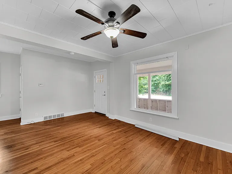 261 W Main St #1 — Photo 14