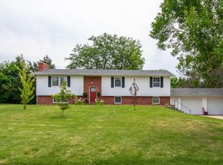 102 S Larand Dr, Holts Summit, MO 65043