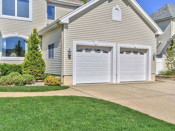 3rd image of 3304 Long Point Dr #Dr