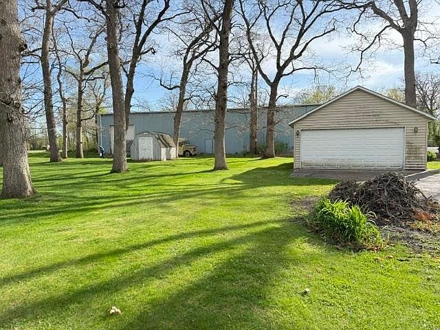 1st image of 813 Shady Ave
