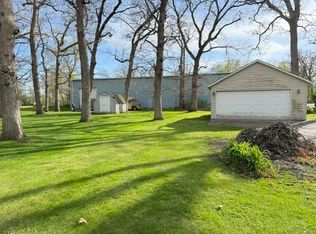 813 Shady Ave, Delavan, WI 53115