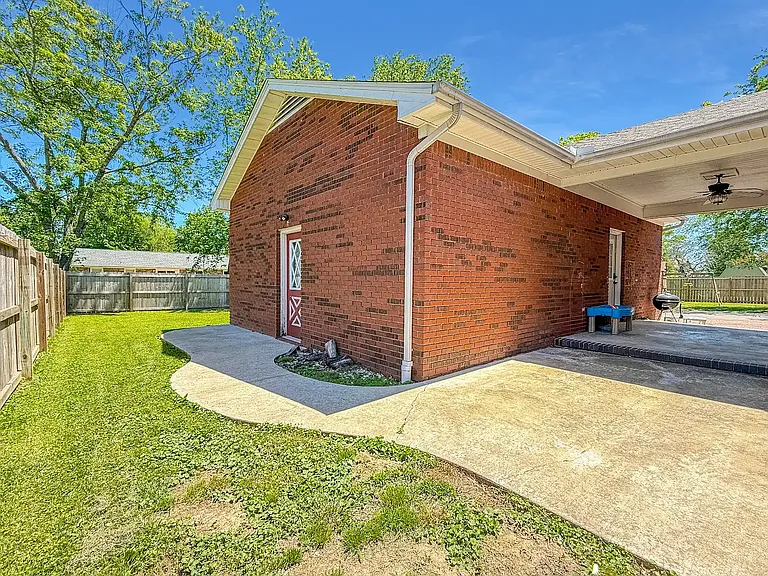 809 Bagwell Blvd — Photo 26