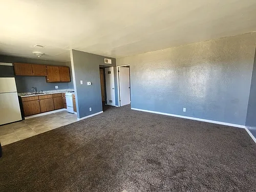 Spacious One Bedroom at Sclaventivis Sub Second — Photo 3