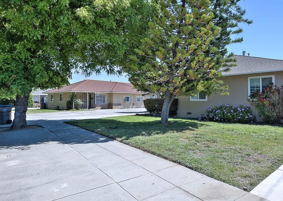 1st image of 938 Princess Anne Dr