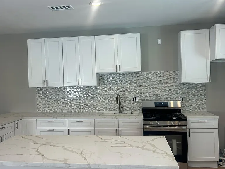 1107 Ojai Rd — Photo 2