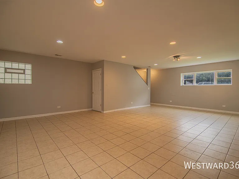 2328 W Washington Blvd #1 — Photo 16