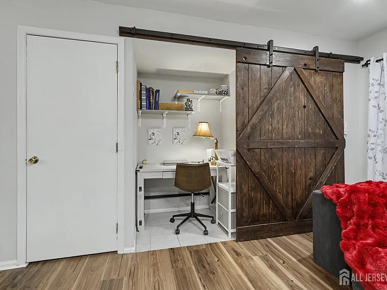 23 Morgan Pl — Photo 17