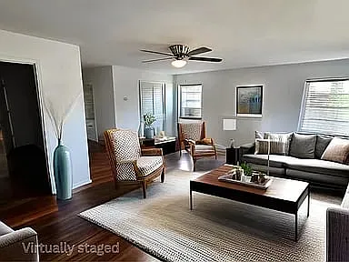 2365 East Livingston Avenue Unit A — Photo 2