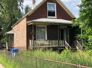 958 W 71st St, Chicago, IL 60621