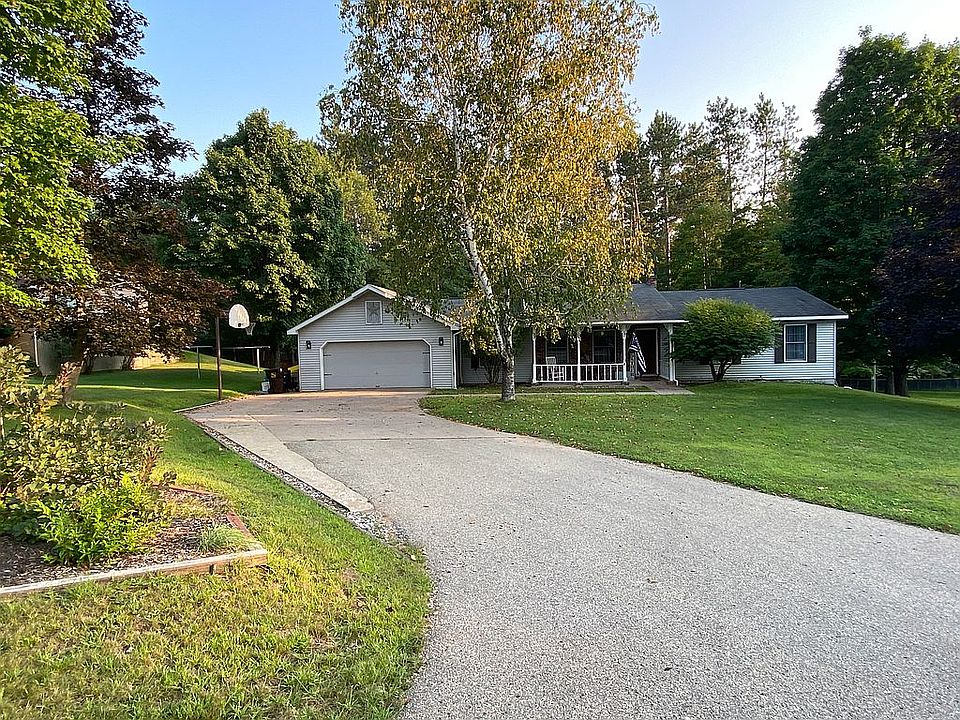 1st image of 1572 N Circle Dr S