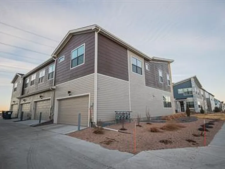 8017 Yampa River Ave — Photo 23