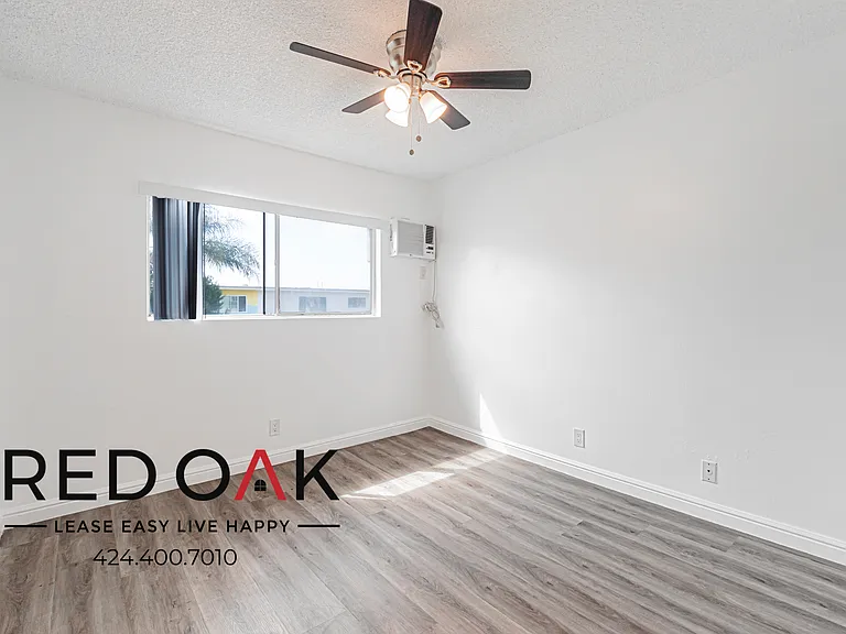 10255 Western Ave #E — Photo 10