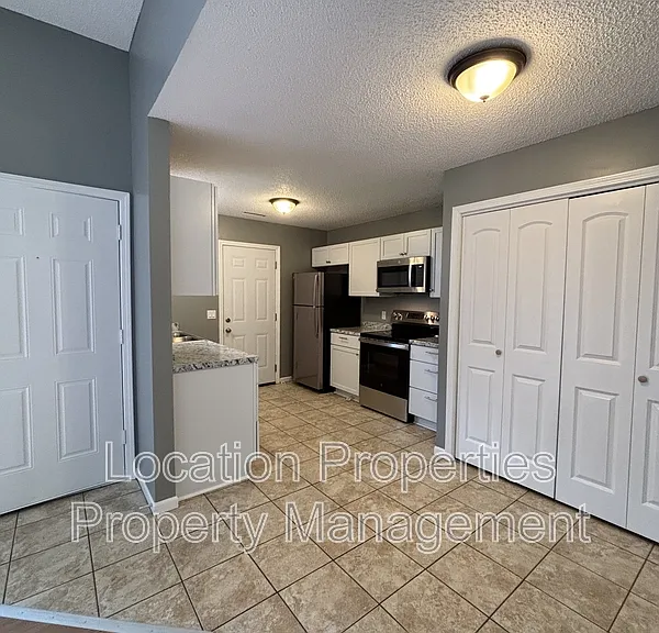 1406 E 21st Ter #1 — Photo 9