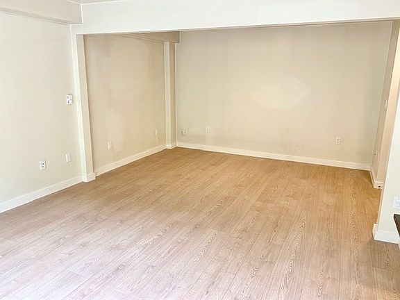 5th image of 1129 Stanyan St #7