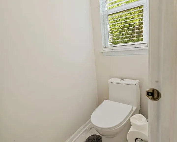 Long Island Cir — Photo 34