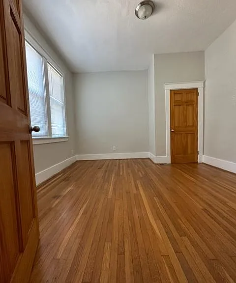 5958 Phillips Ave — Photo 6