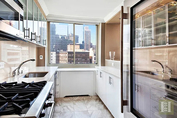 Sold by Halstead Real Estate | media 2