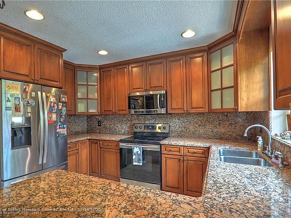 3rd image of 9881 NW 5th Ct