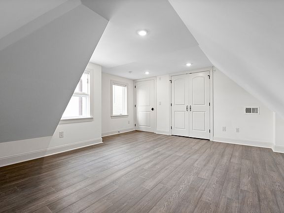 Master Bedroom & Closet