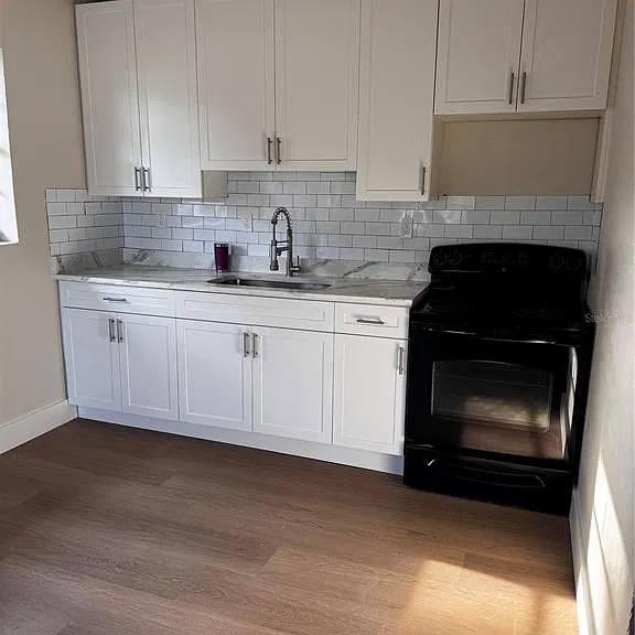 1204 W Alsobrook St — Photo 2