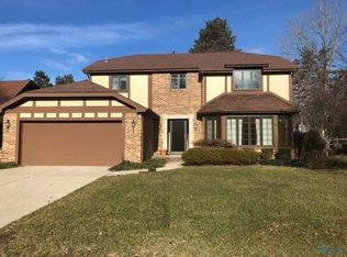 6822 Shieldwood Rd, Toledo, OH 43617