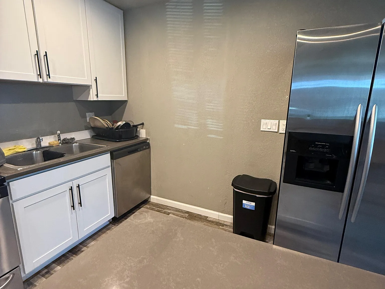 3 bed, 2.0 bath, 1200 sqft, $1,222 — Photo 4