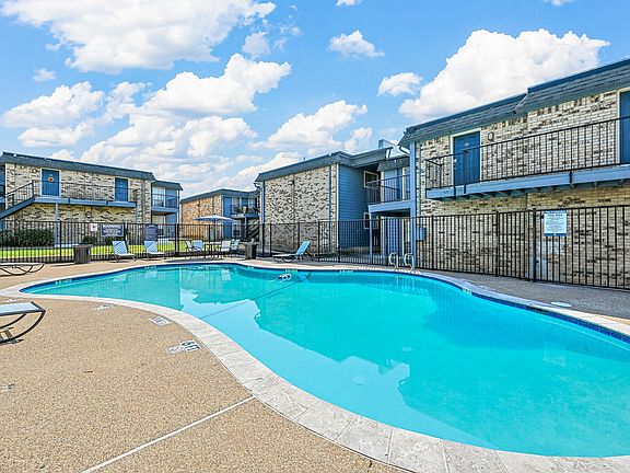 Sparkling pool and deck area
