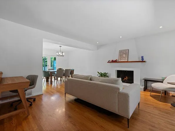 707 Braemar Rd E, North Vancouver, BC V7N 4G1