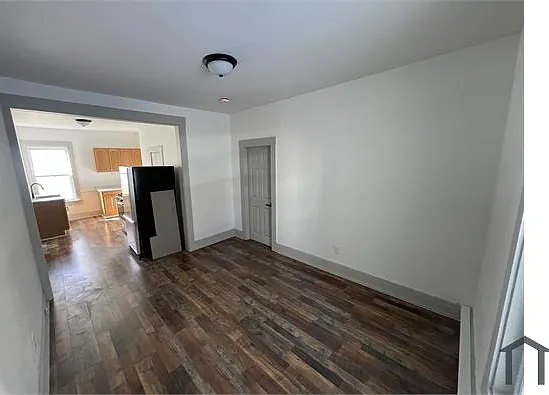 40 Garnet St #4 — Photo 6