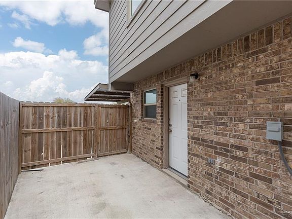 4th image of 419 Lotto Ln