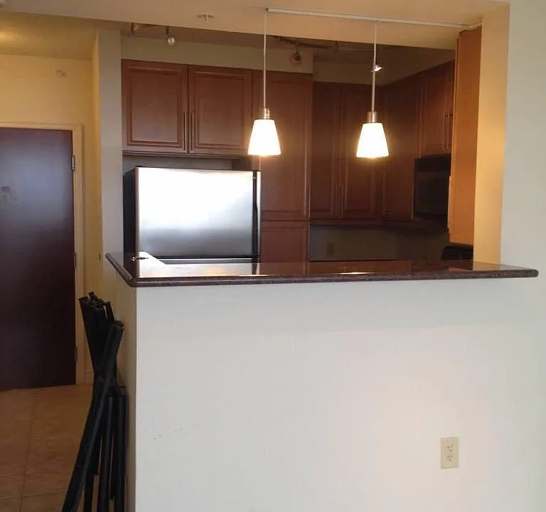 11760 Sunrise Valley Dr #608