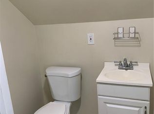 536 Fishermans Rd, Norfolk, VA 23503