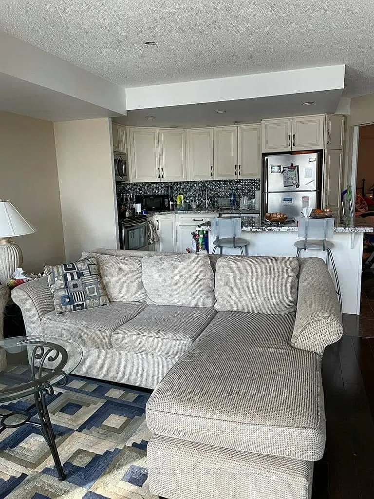 2 bed, $3,400 — Photo 2
