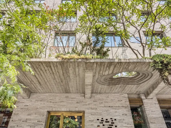 345 West 14th Street 8D image 13 of 13