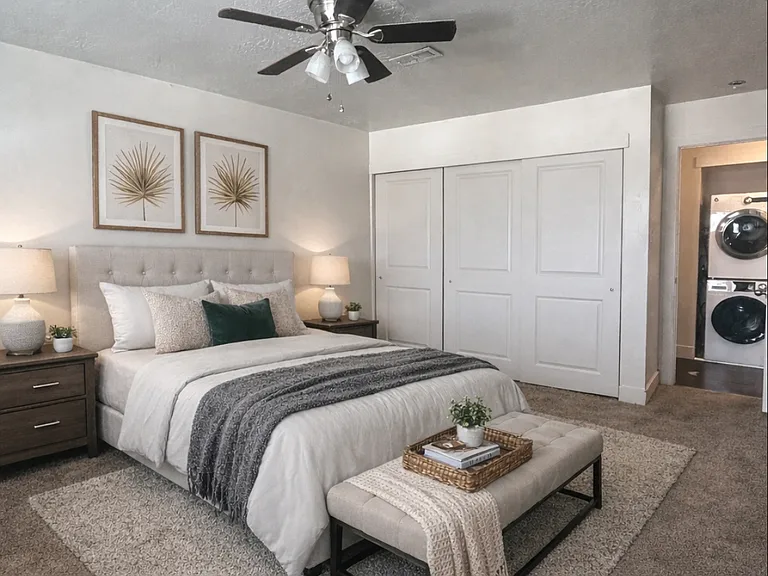 Harrison Pointe Apartments — Photo 4