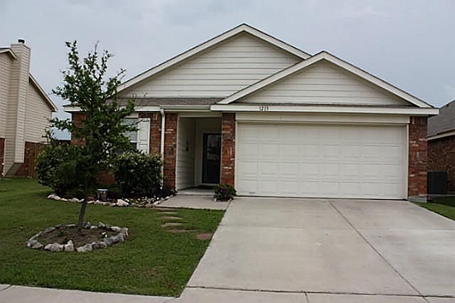 1st image of 1213 Pine Forest Dr
