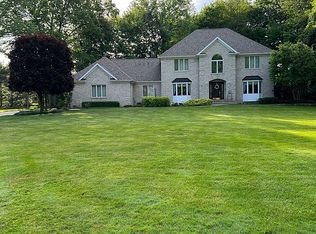 1040 Eagle Trace St NE, Warren, OH
