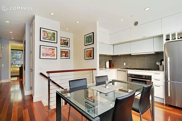 Rented by Compass | media 25