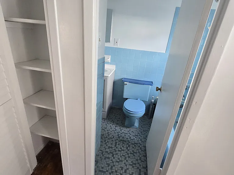155-70 115th Dr #2 — Photo 3
