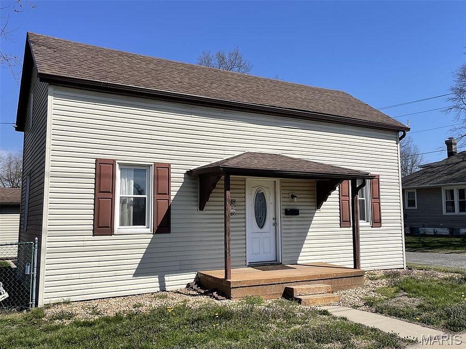1st image of 889 N 1st St