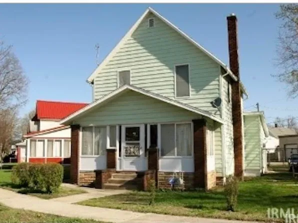 1052 S 2nd St, Elkhart, IN 46516