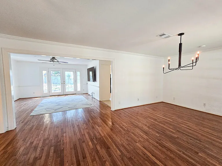 9507 Meadowbriar Ln — Photo 28