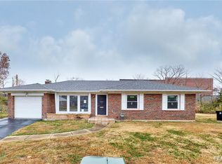 8641 Mayflower Ct, Saint Louis, MO