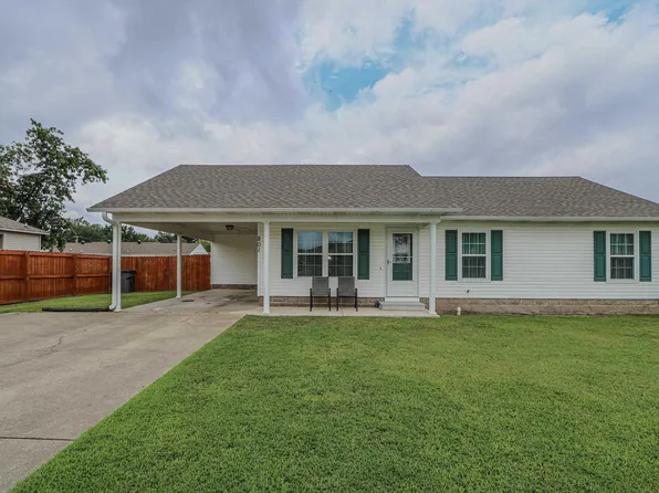801 Redwood Dr, Paragould, AR 72450