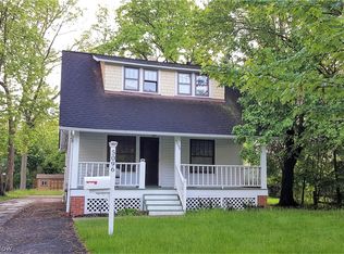 5096 Edenhurst Rd, Cleveland, OH 44124