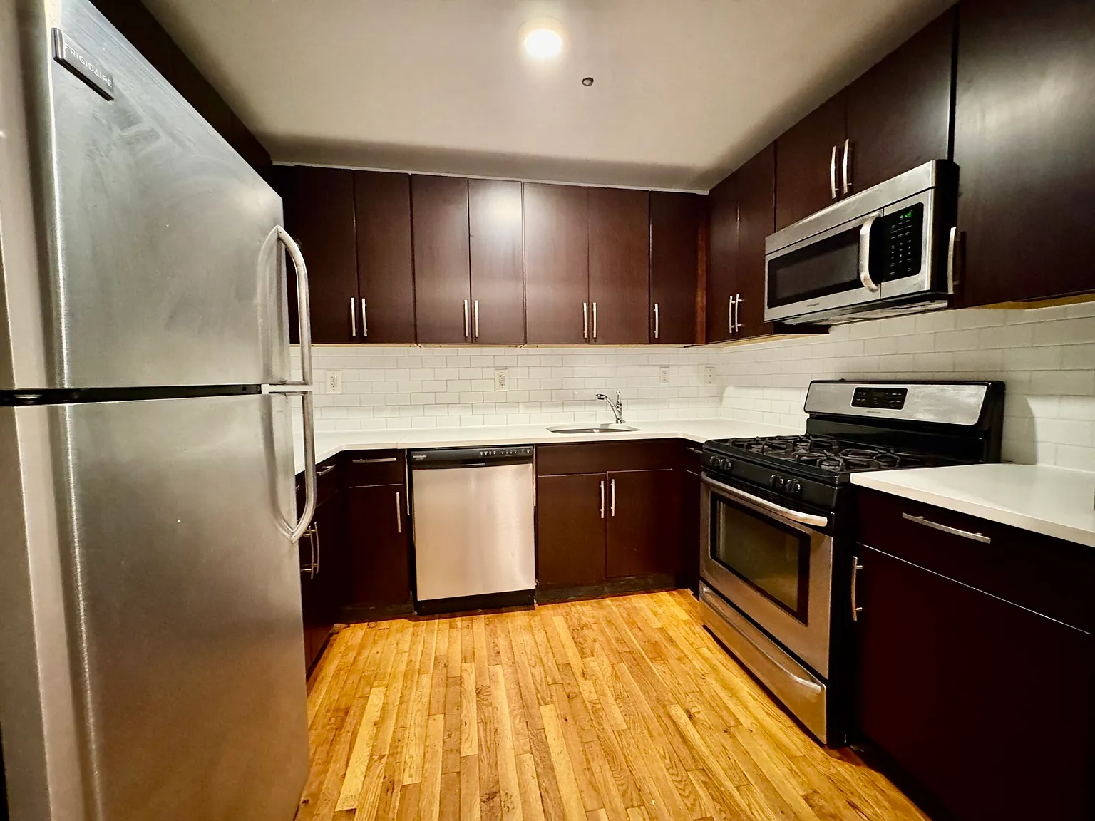 246 Manhattan Avenue — Photo 4