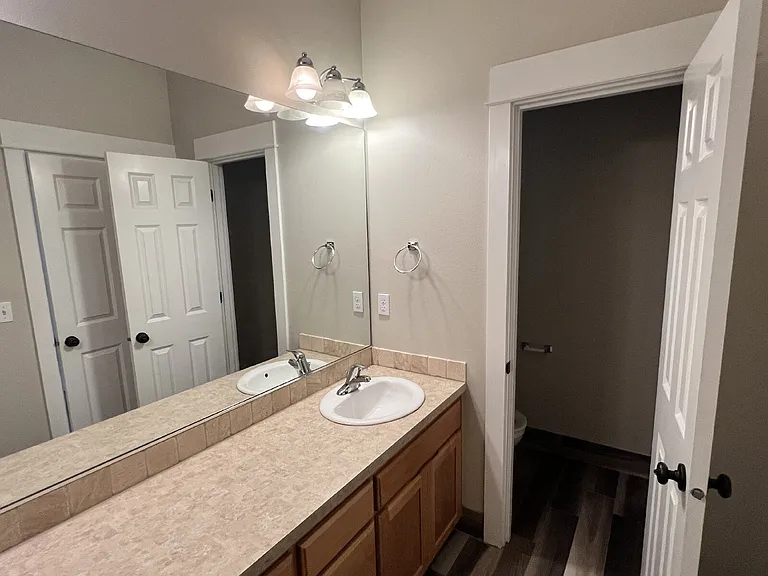 395 Ellie Ln — Photo 10