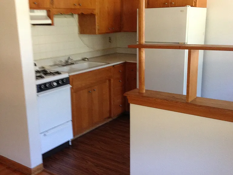 1485 Ivy Ave E — Photo 4