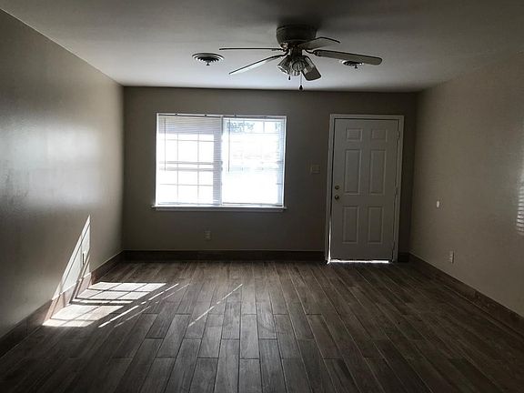 3rd image of 108 Margaret Dr
